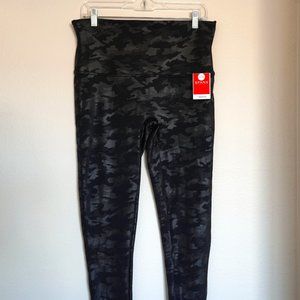 SPANX Shaping Camo Legging Petit